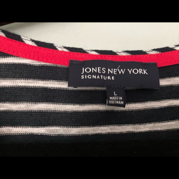 Jones New York Signature 
Blue / white striped - Picture 3 of 4